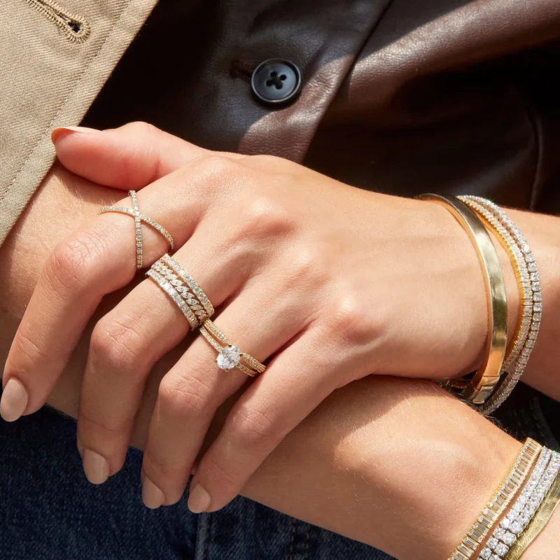 Bold Diamond Accent Claw Ring - Chic Fine Jewelry for Women - Image 4